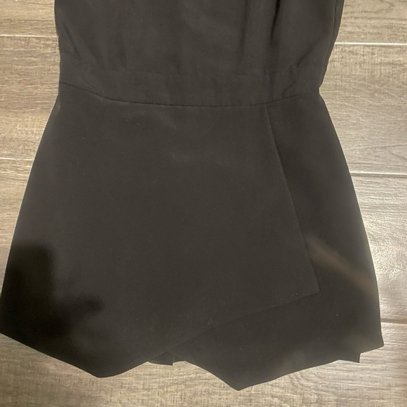 Elegant Black Halter Romper - Picture 3 of 5